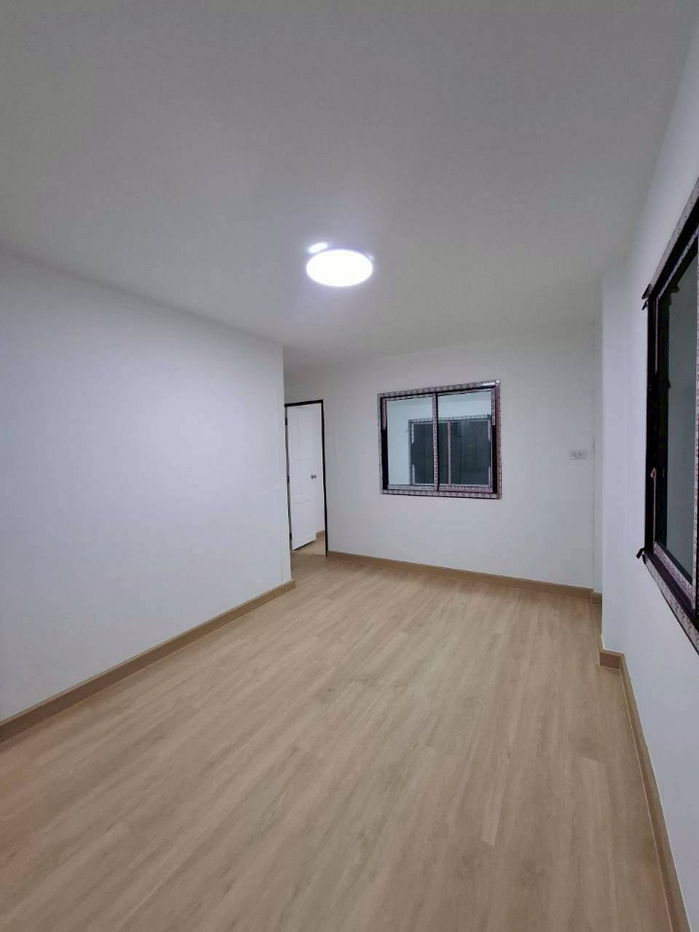 picture 2-story semi-detached house for sale, Phra Pin Village 5 (Ekachai 109) Land area 25.5 square wah, 3 bedrooms 2 bathrooms - 9/10
