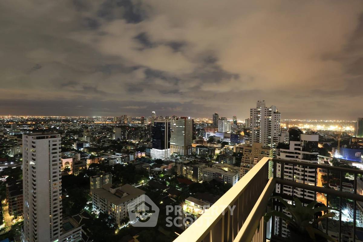 picture 3-BR Condo at Quattro By Sansiri near BTS Thong Lor (ID 2036288) - 7/11