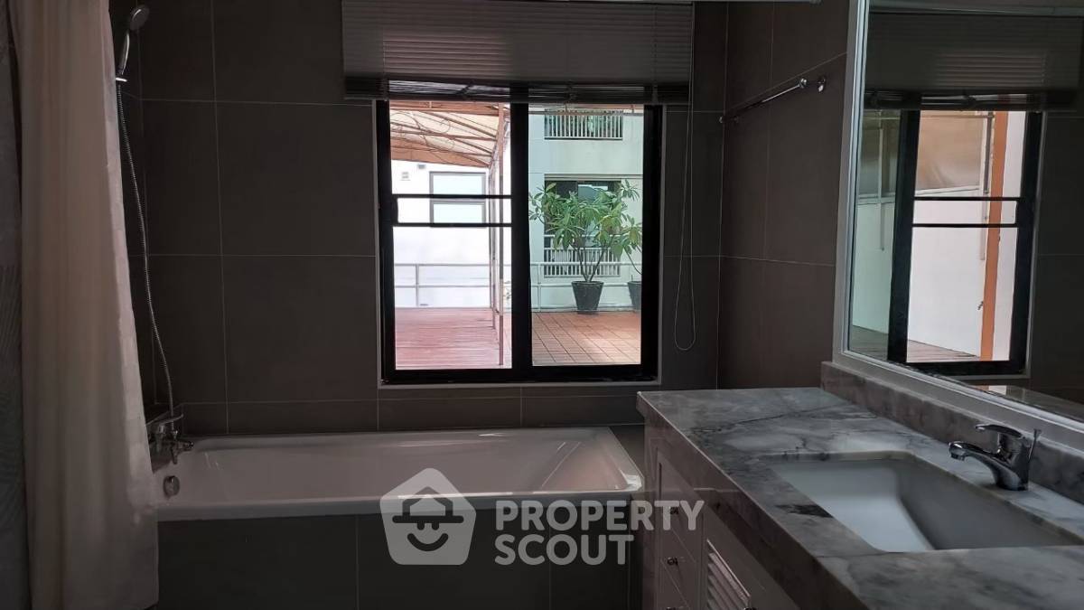 picture 3-BR Condo at Vanicha Park Langsuan near BTS Chit Lom (ID 894606) - 26/30