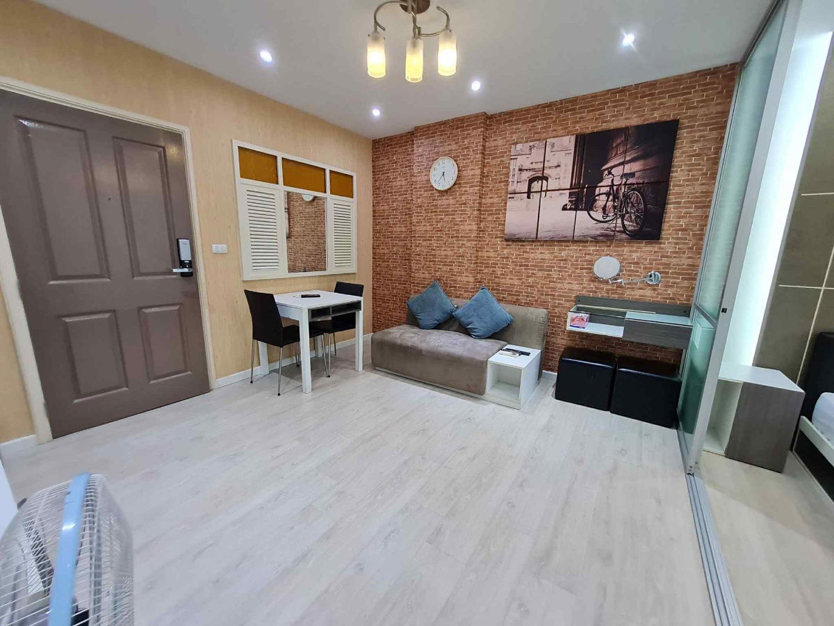 รูป ✅ให้เช่า ดีคอนโดซายน์ ชั้น1 ห้องสวย วิวสวน 9,500บาท ☎️064-792-4426(เบญ) - รูปที่ 5/18