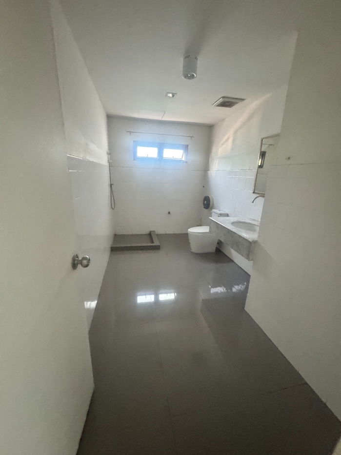 picture Office for rent (Thonglor) approximately 700 meters from BTS Thonglor Station. - 3/3