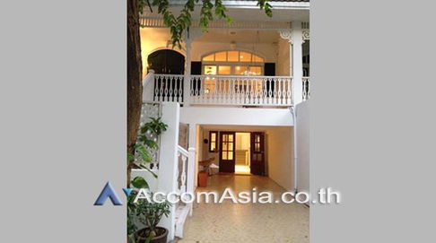 🔼🔽 AccomA 📩  3 BR Townhouse @Fantasia Villa 2 (AA17858)