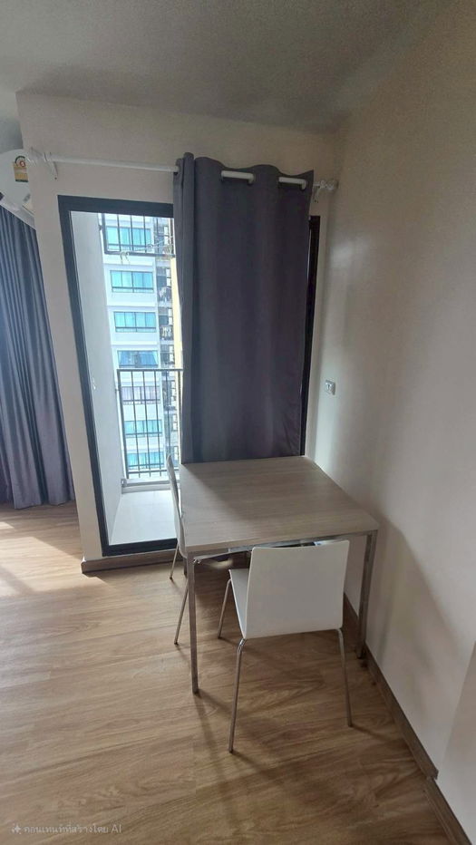 picture Condo for rent: J Condo (Sathorn-Kanlapaphruek). Very spacious unit. 36 sq m., 17th floor, Building A. 1 bedroom, 1 bathroom, 1 living room. - 5/10