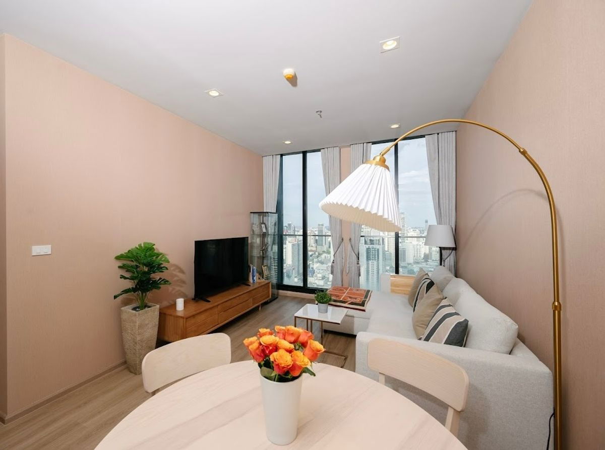 picture PFD-05505	 Condo for Rent:   NOBLE PLOENCHIT   Schedule a viewing ■ Line: @propertyfinder		 - 1/12