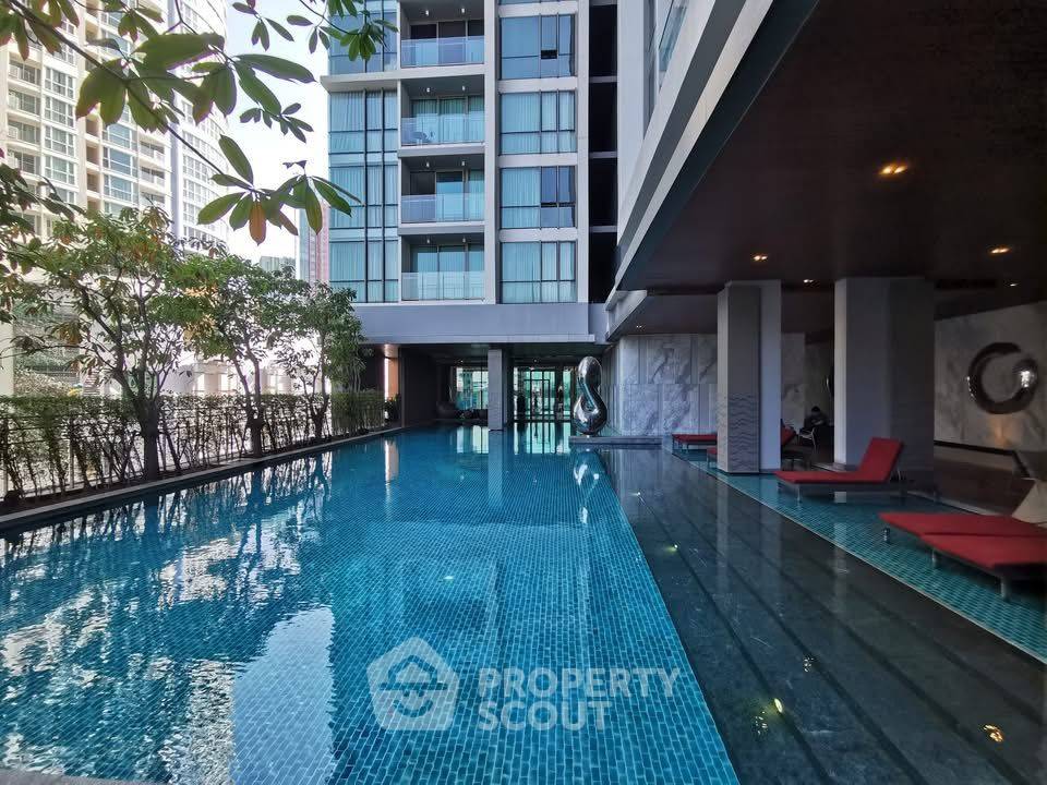 รูป คอนโด 1-ห้องนอน ที่ เดอะ รูม สุขุมวิท 69 ใกล้ BTS พระโขนง (ID 2282449) - รูปที่ 10/11