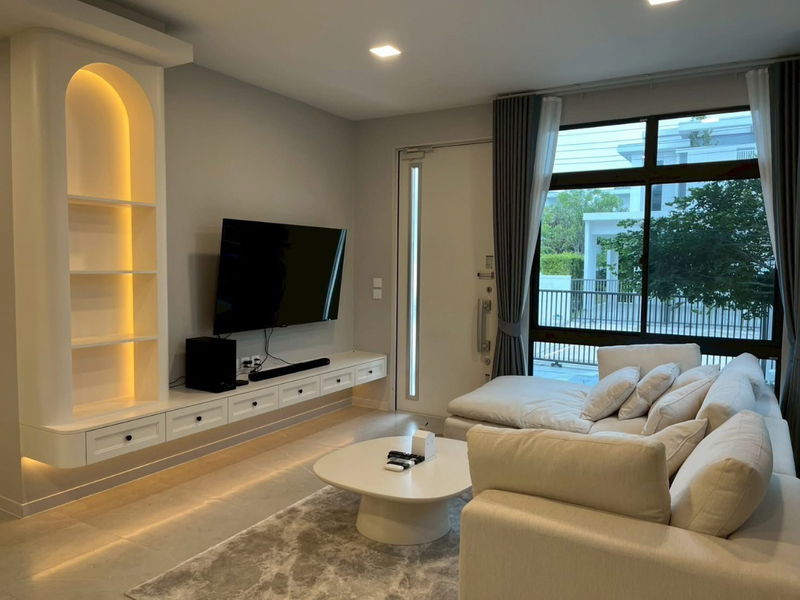 ขายบ้านเดี่ยว :  ❖ Special Price ❖ บ้านเดี่ยว 2 ชั้น | ขนาดที่ดิน 109.00 ตร.ว. พื้นที่ใช้สอย 203.00 ตร.ม. | 4 ห้องนอน 4 ห้องน้ำ 3 ที่จอดรถ | ใกล้ โลตัส พระราม 2