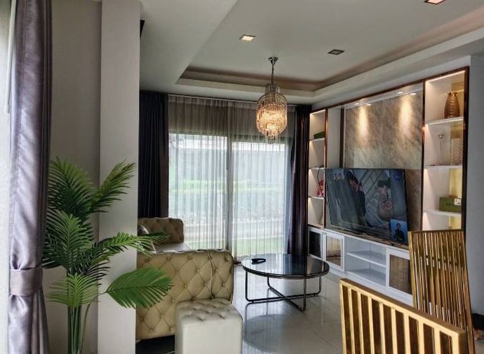 4-bed house for rent, 240 sqm, 60 sq wah, Centro Ramindra - Chatuchot