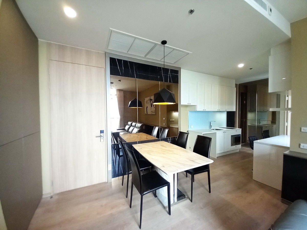 รูป LUXURY Decorations | TOP FLOOR ROOM 40+ 2 ห้องนอน เฟอร์ครบพร้อมเข้าอยู่  - รูปที่ 5/16