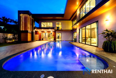 บ้านเดี่ยว ชลบุรี : สำหรับ ขาย วิลล่า  ที่ M Mountain Grand Villa