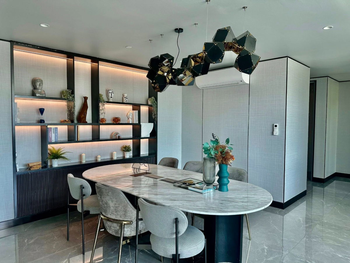 picture Notting Hill Rayong (Luxury Condo) for Rent. Line ID: Nisaratruk - 11/16