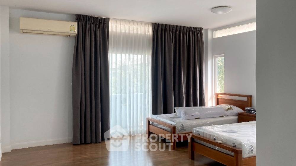 picture 4-BR House in Saphan Sung (ID 1111849) - 59/70