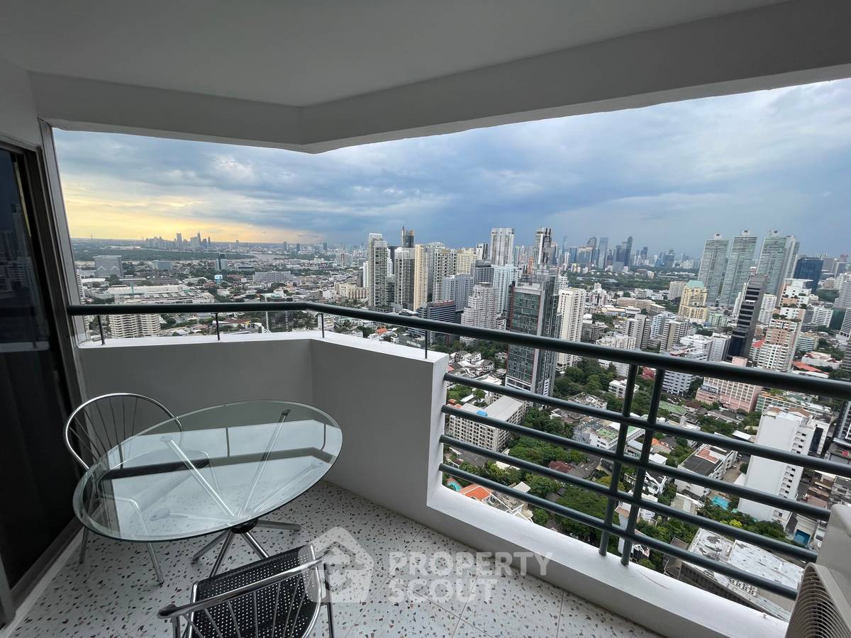 picture 2-BR Condo at The Waterford Diamond Tower Sukhumvit near BTS Phrom Phong (ID 2229777) - 2/19