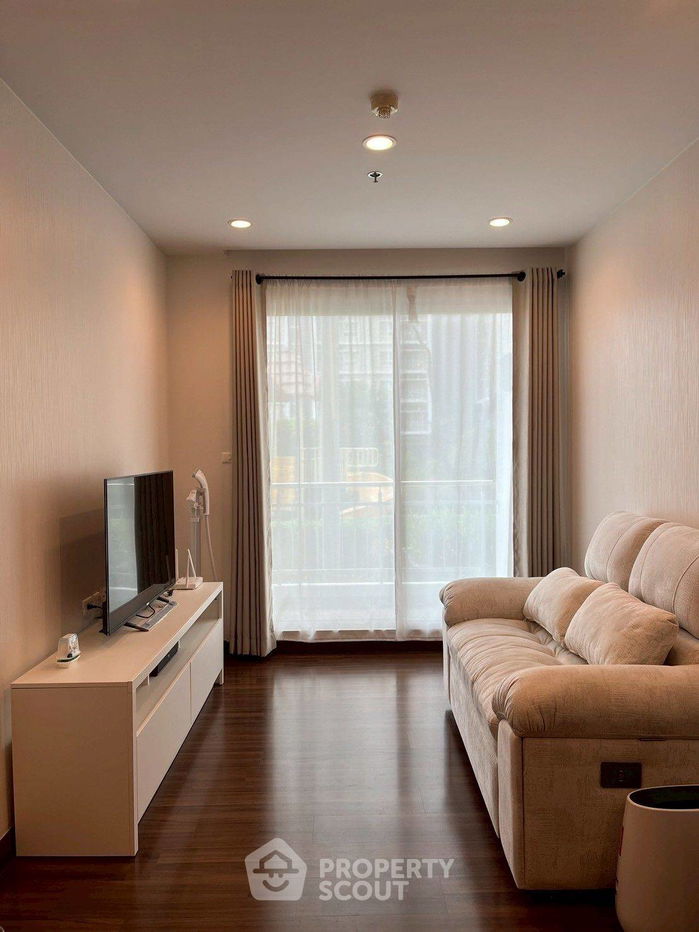 picture 1-BR Condo at Supalai Lite Sathorn-Charoenrat in Bang Khlo (ID 1814775) - 1/15
