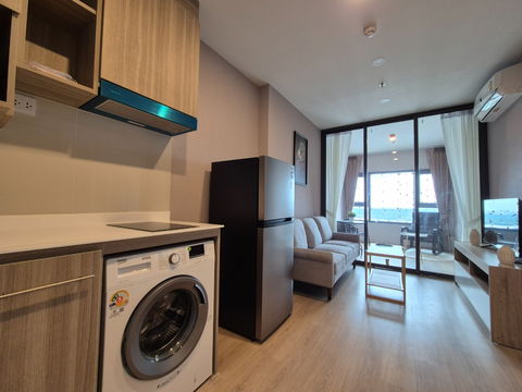 ห้องใหม่แกะกล่อง 1 bedplus 38 ตรม ชั้นสูง วิวแม่น้ำ ราคาดีที่สุดในตึก