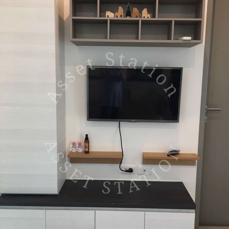 picture 🚈 Beautiful condo Life Ratchadapisek – 3-minute walk to MRT Huai Khwang ⭐️ - 4/10