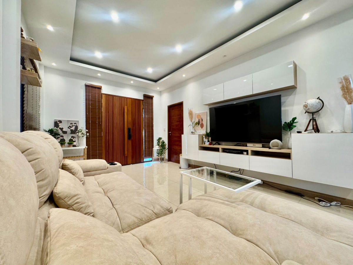 picture H2502 Fully Furnished Single-Detached House for Sale in Ladprao-Wang Hin Area – With Tenant - 5/15