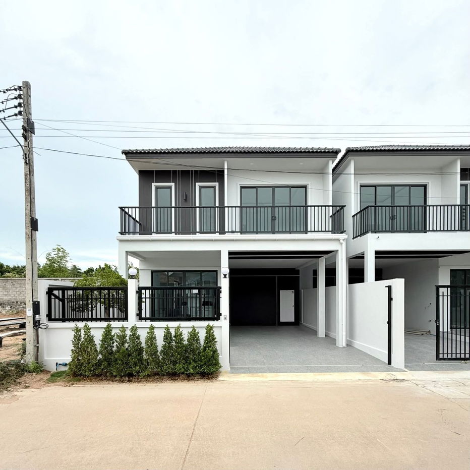 รูป บ้านเดี่ยวสร้างใหม่ จอมเทียน ทางเข้าติดสุขุมวิท ใกล้ พอลจอมเทียน มำเลดีมาก ด่วน ขายเพียง 3.99ล้าน - รูปที่ 1/5