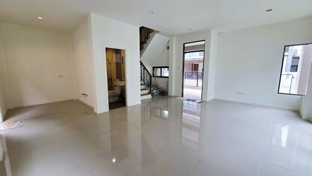 picture Buy Today – Free Interior Repainting for the Whole House! For Sale: Semi-Detached House, S-Gate Premium Kanchanpisek, Soi Kantana 36.3 Sq. Wah - 4/19