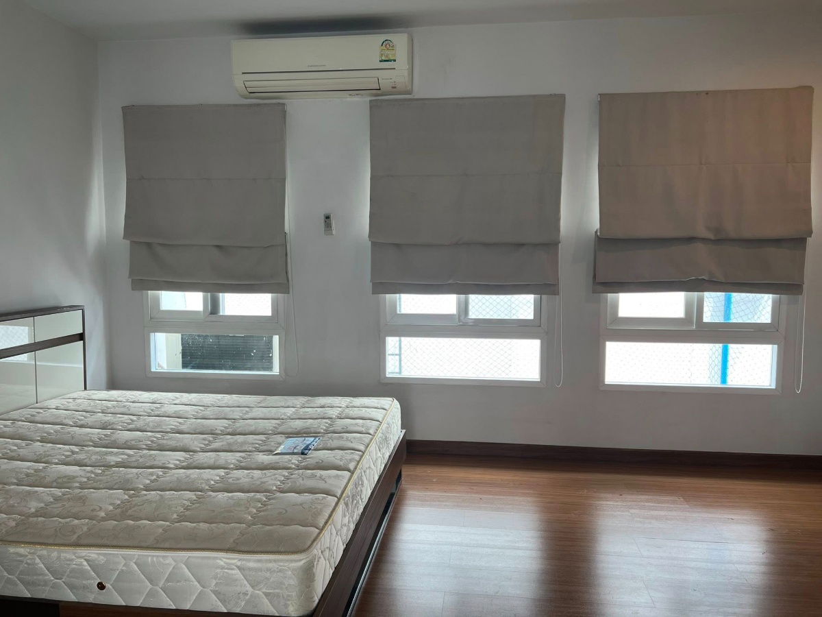 picture Townhome for rent at Townhome in the heart of the city, Sathorn - 3/10