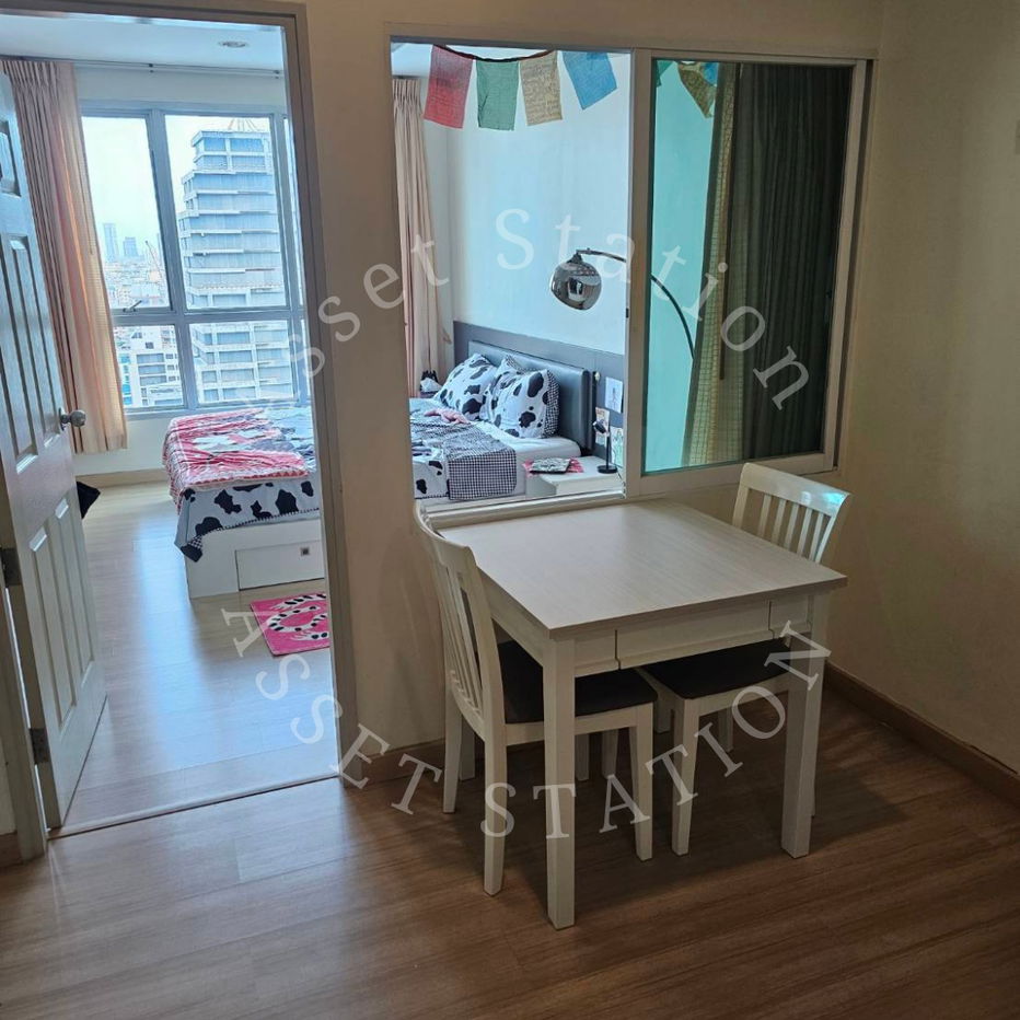 picture 🚈 Condo Life @ Sathorn 10 – Prime location near BTS Saint Louis ⭐️ - 3/4