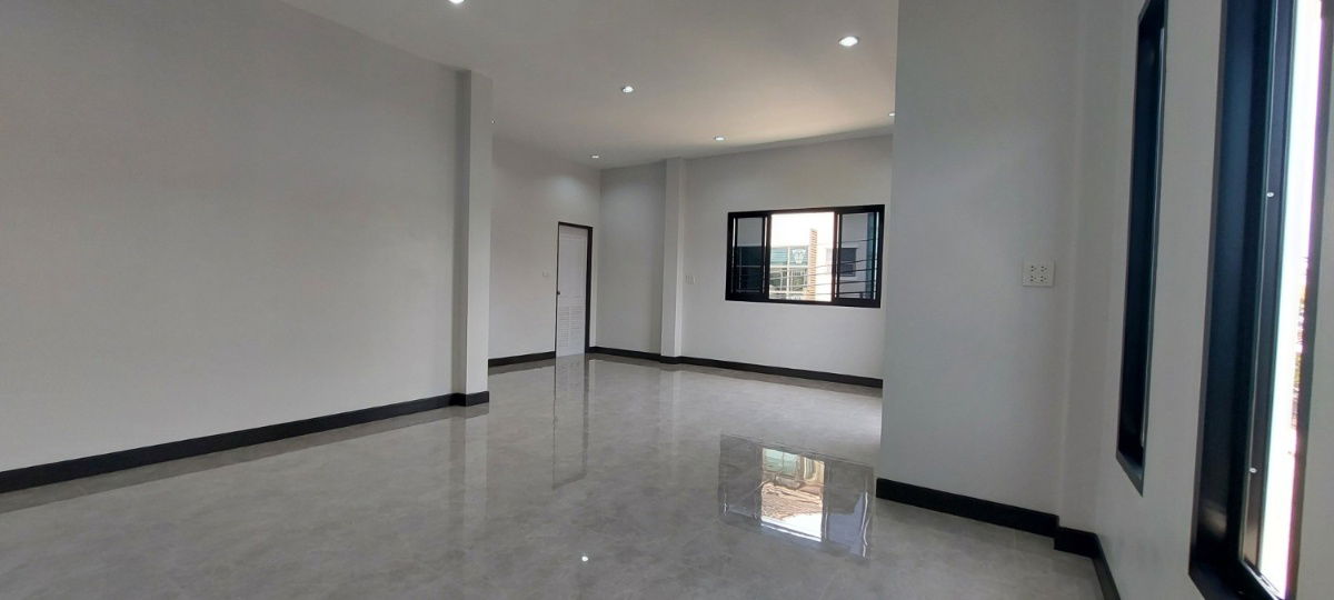 รูป บ้านใหม่ที่ให้มากกว่าที่อยู่อาศัย หมู่บ้านกฤษดานคร 31 ปิ่นเกล้า - รูปที่ 5/20