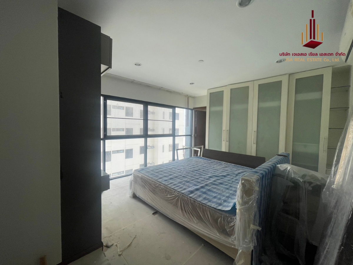 picture ✨ For Rent: Sathorn Garden Condo ✨  💰 Only 40,000 THB/month - 2/5