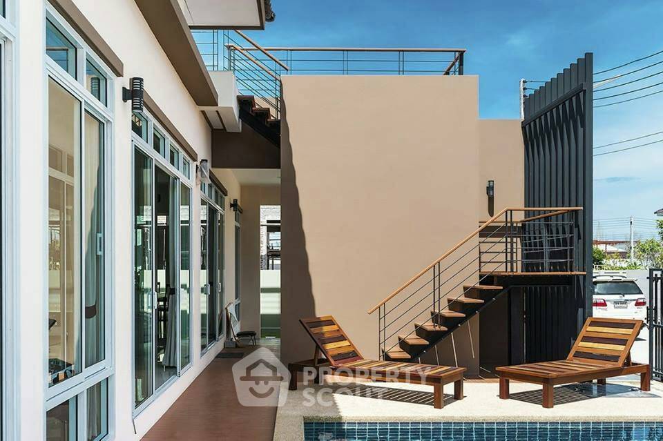 รูป วิลล่า 3-ห้องนอน ใกล้ เมืองหัวหิน (ID 2280778) - รูปที่ 2/13