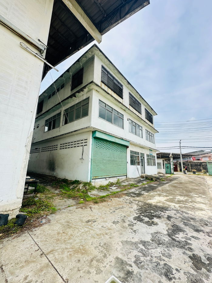 รูป ขายโรงงานพร้อมสำนักงาน 3 ชั้น เนื้อที่ 2-3-82 ไร่ ตำบลอ้อมน้อย อ. กระทุ่มแบน จ. สมุทรสาคร - รูปที่ 22/42