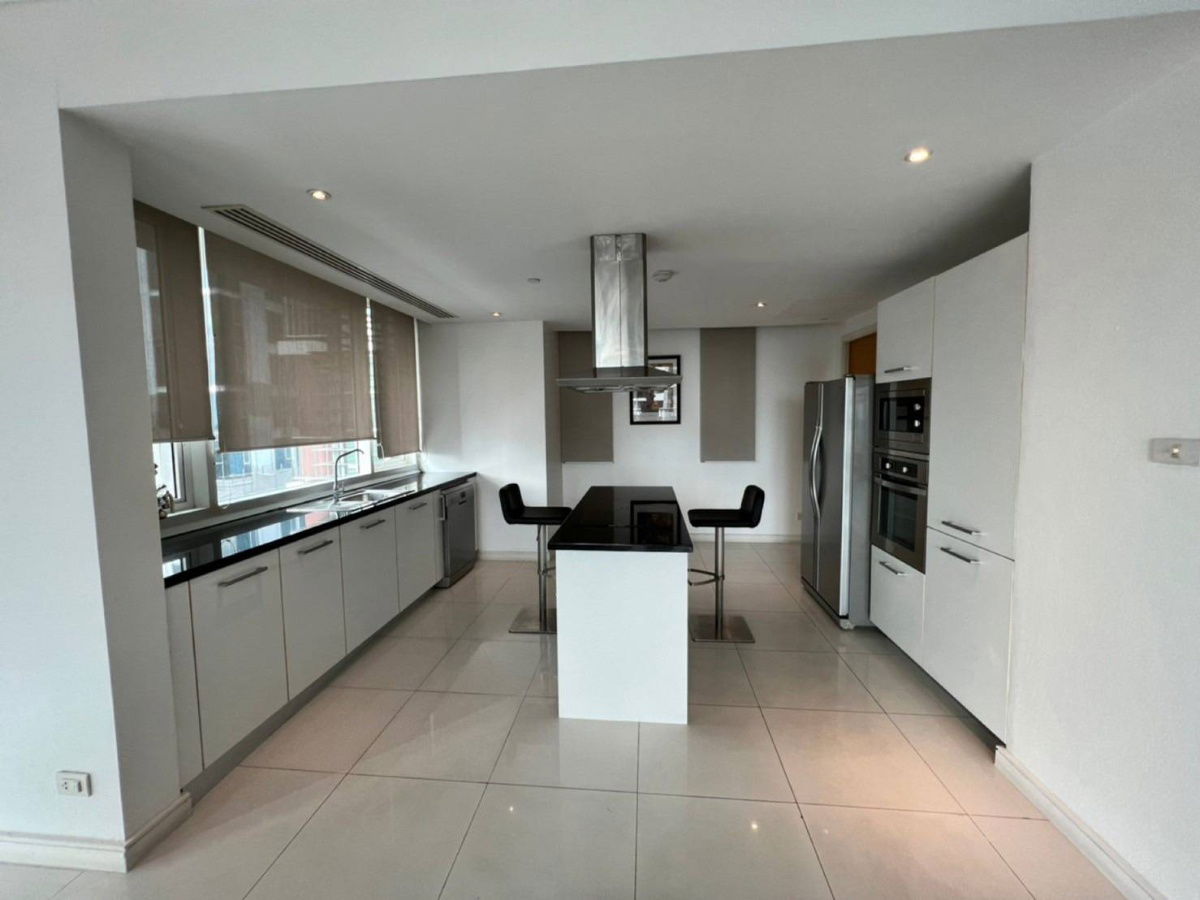 picture For Remt Fullerton Sukhumvit 🏡 3 BR 📢 90k - 4/7