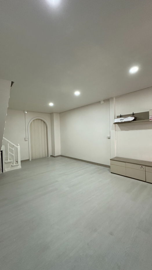 รูป บ้านเสนาวิลล่า 3 ทาวน์เฮาส์ โซนนวมินทร์ - รูปที่ 44/51