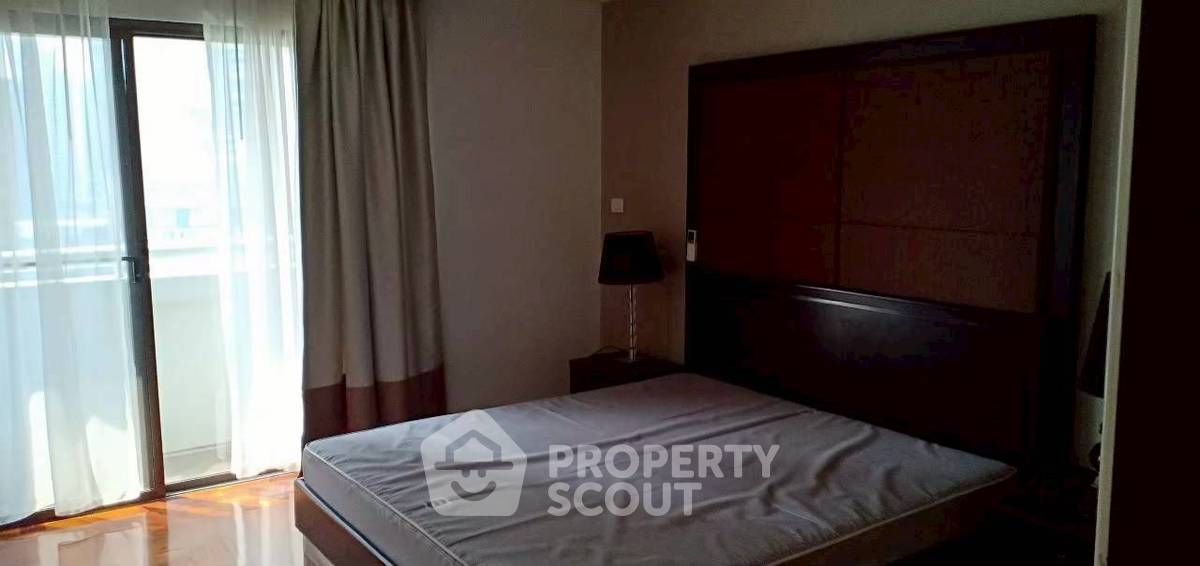 picture 2-BR Condo at Baan Suanpetch Condominium near BTS Phrom Phong (ID 2281583) - 7/20
