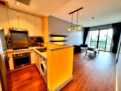 คอนโด สุขุมวิท 49 : ขายคอนโด Vincente Sukhumvit 49 ราคา 5,990,000 บาท [NCs250811]