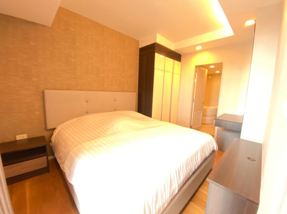 picture  Focus Ploenchit. 2bed 52sqm. Line id: @pfagent - 7/14