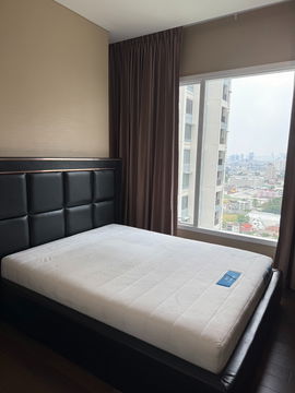 P-38501 ให้เช่าคอนโด เดอะ เซนต์ เรสิเดนเซส 5 Chom Phon, Chatuchak, Bangkok พร้อมอยู่ ราคาถูก Line Id @easythaihome 085-592-2897
