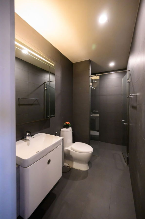 picture PFD-05505	 Condo for Rent:   NOBLE PLOENCHIT   Schedule a viewing ■ Line: @propertyfinder		 - 10/12