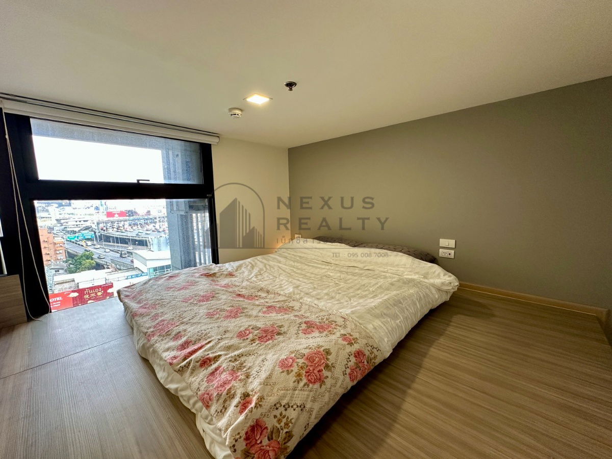 รูป 🔥🔥 ห้องรีโนเวทใหม่!! Duplex วิวสวย ทำเลทองติดเซ็นทรัล ราคาขาดทุน คุ้มสุดๆ!! ด่วนก่อนห้องติดจอง!! Chewathai Residence Asoke ติด MRT พระราม 9 🔥🔥 - รูปที่ 5/19