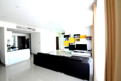 Condos for sale Assumption Convent Silom School : For Sell Condo WATERMARK CHAOPHRAYA Building 1, Floor 20,3 bed room, Room size 145.94 sqm