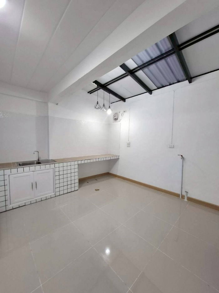 picture 2-story semi-detached house for sale, Phra Pin Village 5 (Ekachai 109) Land area 25.5 square wah, 3 bedrooms 2 bathrooms - 4/10