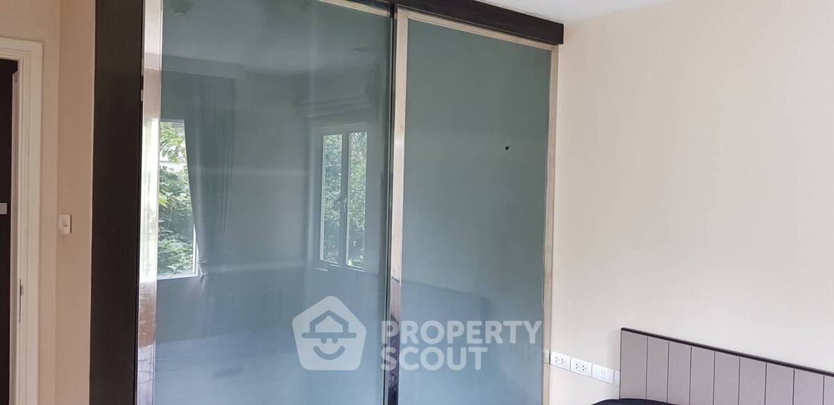 picture 2-BR Condo at Le Nice Ekkamai Condominium near BTS Ekkamai (ID 513415) - 8/12