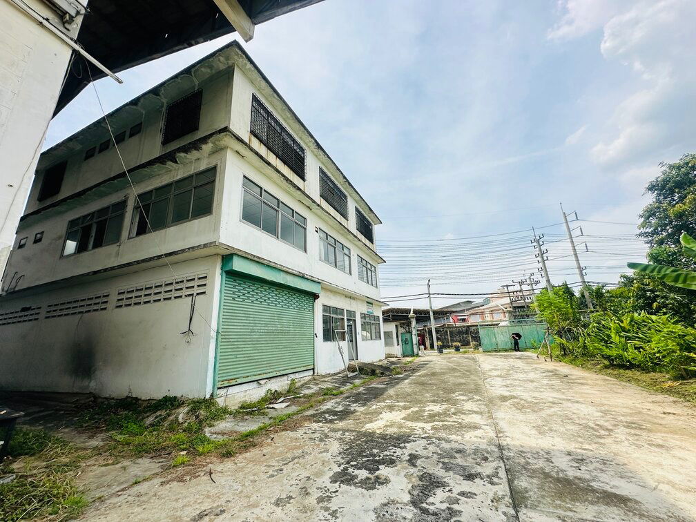 รูป ขายโรงงานพร้อมสำนักงาน 3 ชั้น เนื้อที่ 2-3-82 ไร่ ตำบลอ้อมน้อย อ. กระทุ่มแบน จ. สมุทรสาคร - รูปที่ 14/42