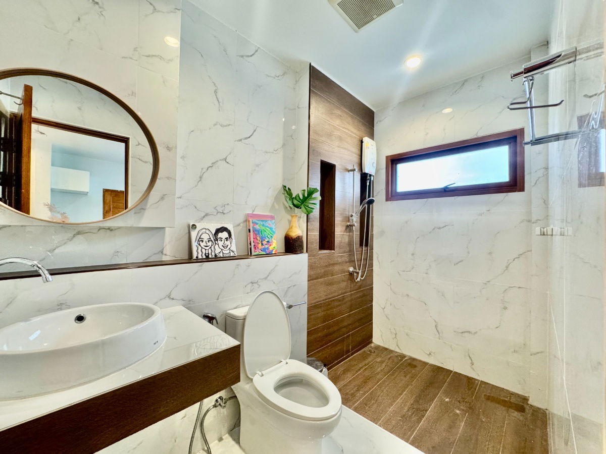 picture H2502 Fully Furnished Single-Detached House for Sale in Ladprao-Wang Hin Area – With Tenant - 8/15