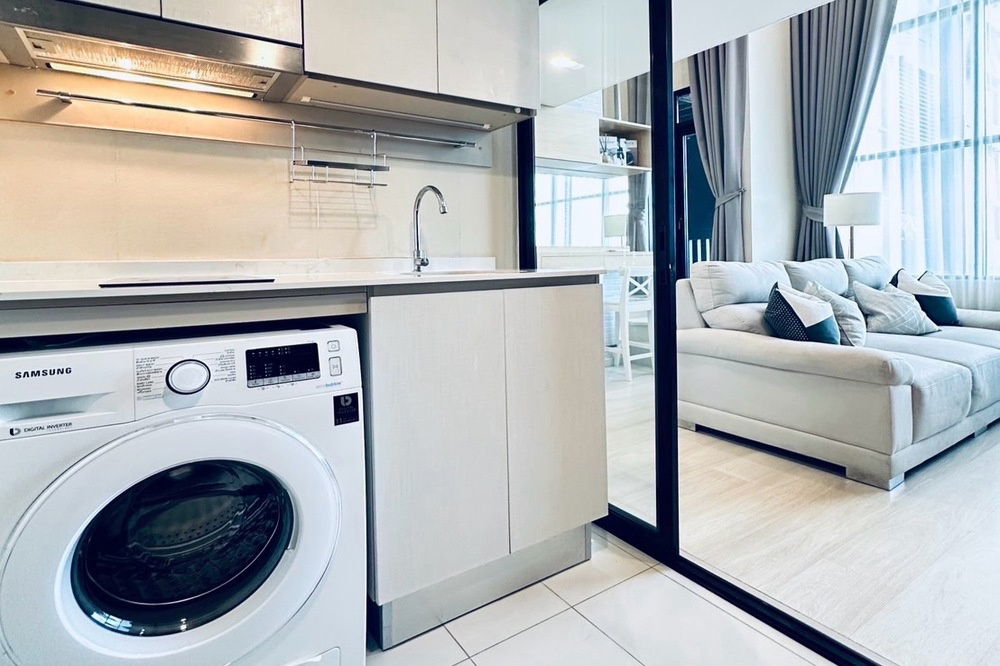 picture For Rent !!🔥 Code C20221202691..KnightsBridge Prime Sathorn, 1 bed Duo, 1 bathroom, City view, high floor, furnished, Modern style, ready to move in  - 8/8