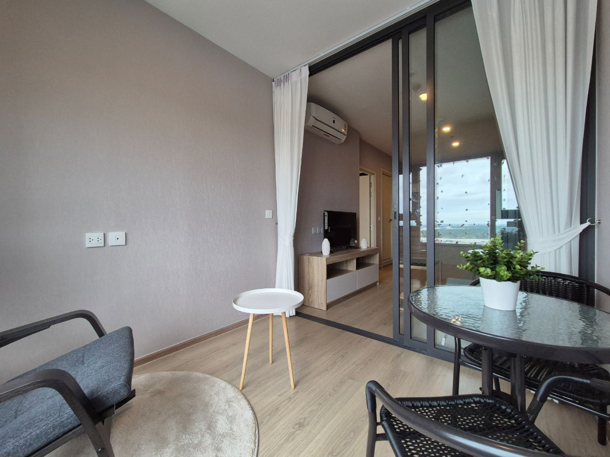picture New unit available for rent 1 bedplus 38sqm highfloor river view  - 6/16