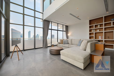 🔼🔽 AccomA 📩 Jungle paradise duplex penthouse in Thonglor Bangkok