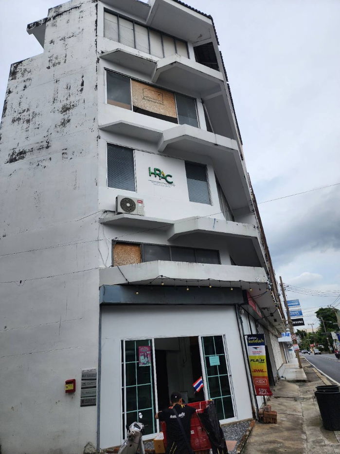 รูป ให้เช่าอาคารพานิชย์ 4 ชั้นครึ่ง ติดถนนสุทธิสาร - ลาดพร้าว 64 (สามารถจดทะเบียนบริษัทได้) หน้ากว้าง 7 เมตร ลึก 9 เมตร - รูปที่ 3/18