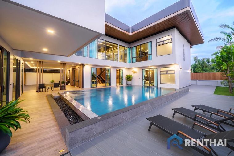 For sale villa at M Mountain Grand Villa