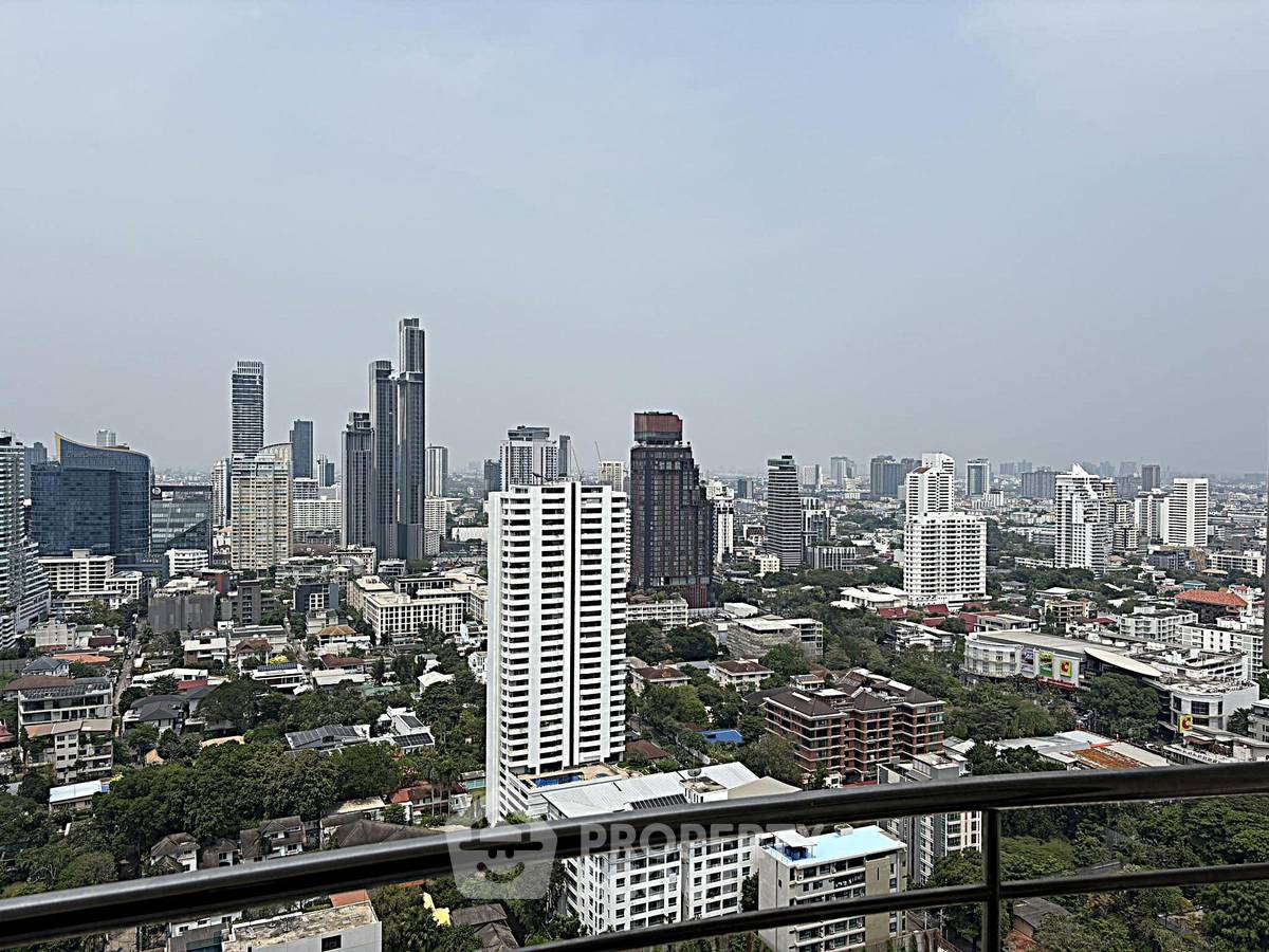 picture 3-BR Condo at Top View Tower Condominium near BTS Thong Lor (ID 2100842) - 4/19
