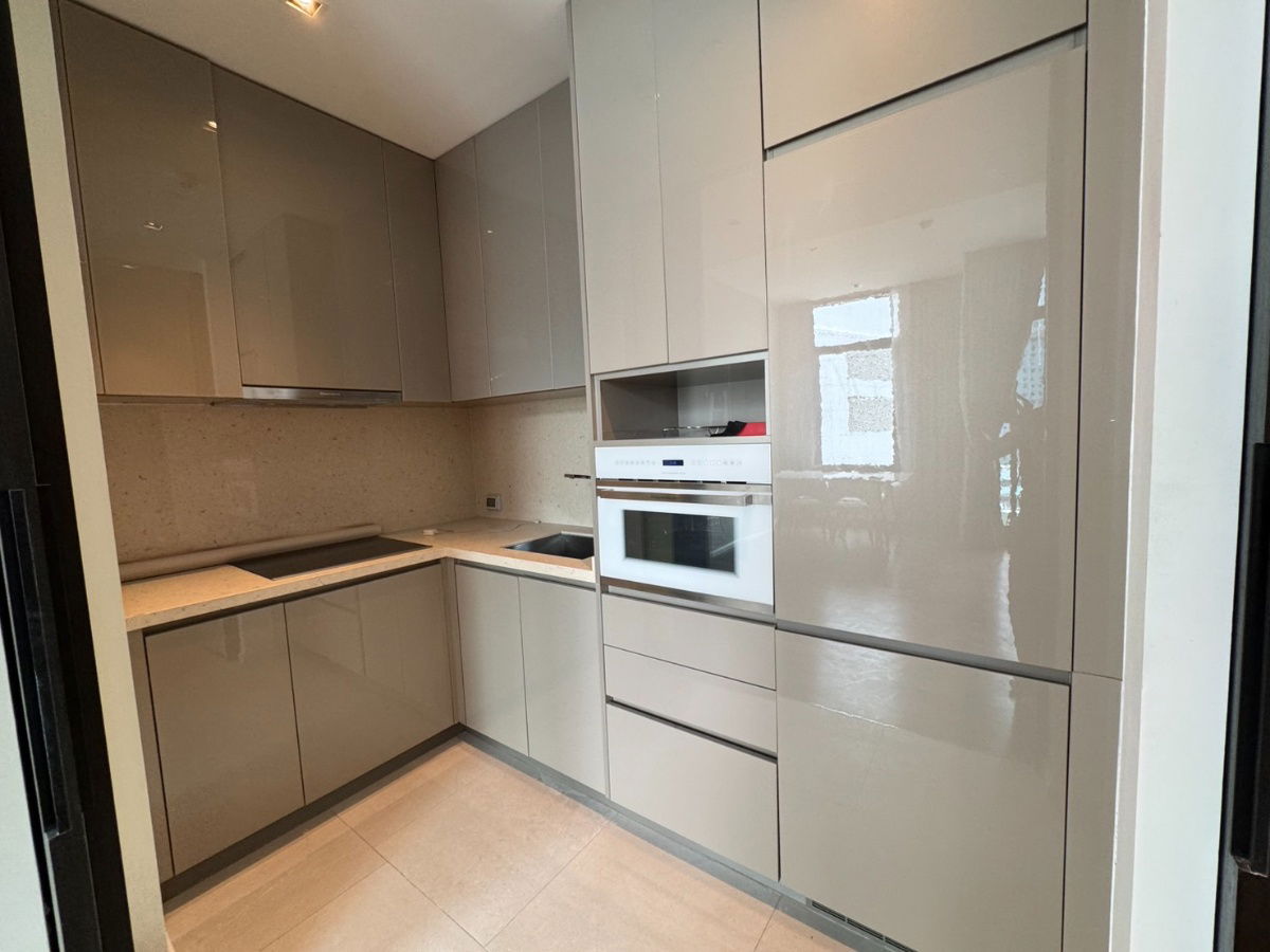 picture For rent 2 bedroom 72,000 baht - 4/6