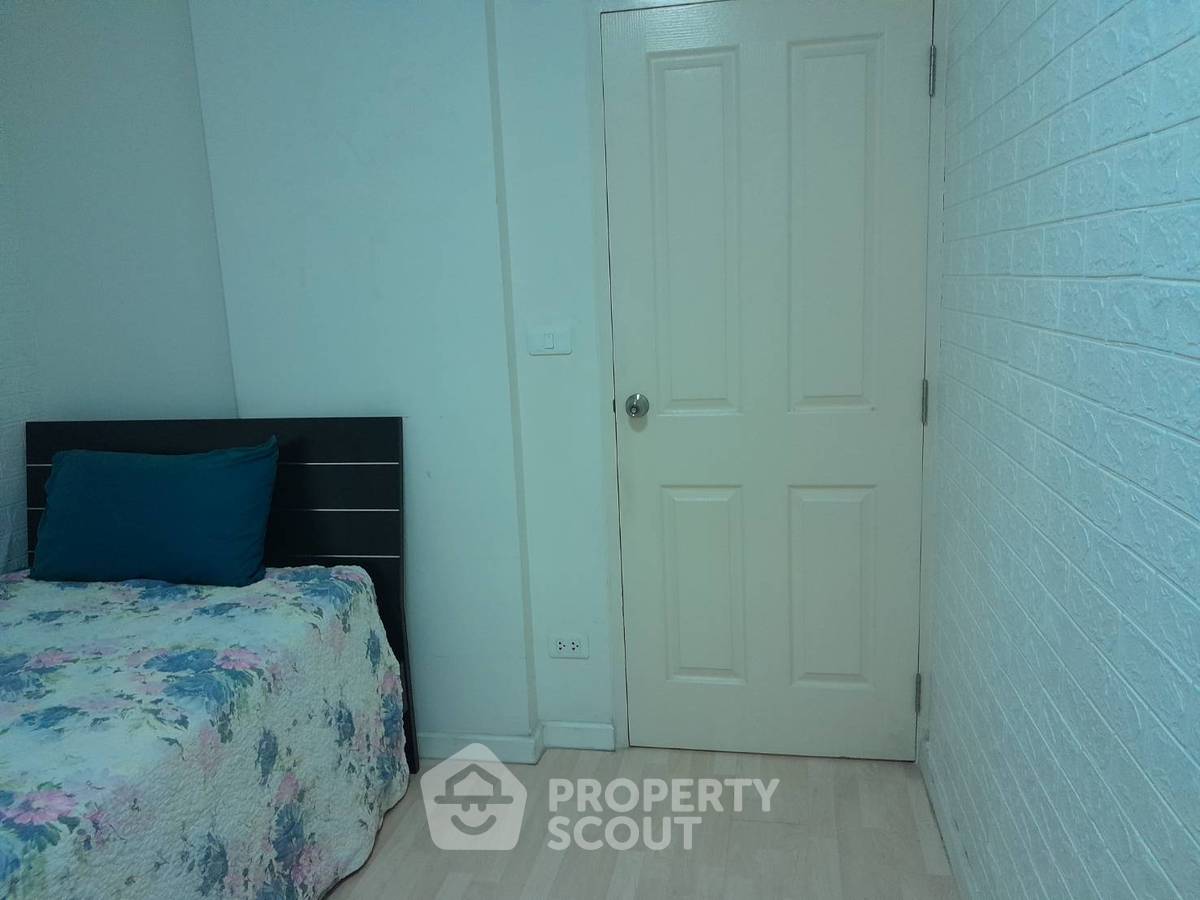 รูป คอนโด 2-ห้องนอน ที่ ดีคอนโด รามอินทรา ใน ท่าแร้ง (ID 1034211) - รูปที่ 4/11
