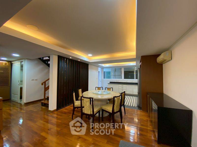 รูป ทาวน์เฮาท์ 4-ห้องนอน ใกล้ BTS พร้อมพงษ์ (ID 2282594) - รูปที่ 7/27